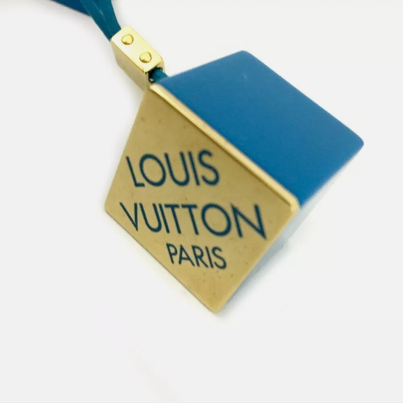 LOUIS VUITTON CUBE UNCLUSION HAIR ACCESSORIES/N0154 - Picture 3 of 9
